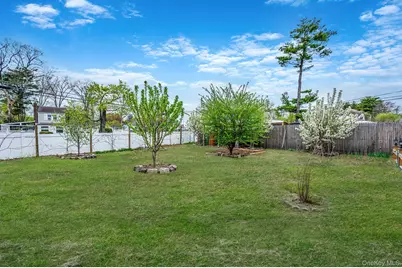 122 McKinley Street, Brentwood, NY 11717 - Photo 45