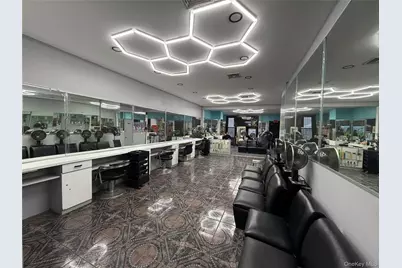 1439 Flatbush Avenue, Brooklyn, NY 11210 - Photo 7