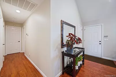 105 Horseblock Road, Centereach, NY 11720 - Photo 17