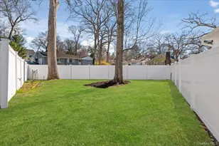 10 Maple Rd, Huntington Station, NY 11746 - Photo 27