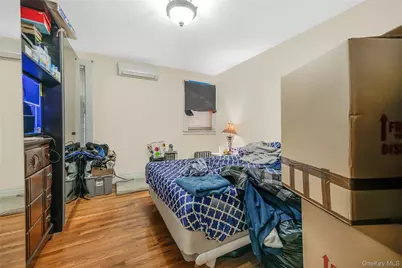 152 Livingston Avenue, Yonkers, NY 10705 - Photo 29