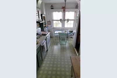 14713 Willets Point Boulevard, Whitestone, NY 11357 - Photo 7