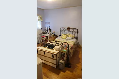 14713 Willets Point Boulevard, Whitestone, NY 11357 - Photo 11