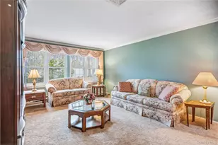 109 Revere Dr, Sayville, NY 11782 - Photo 7