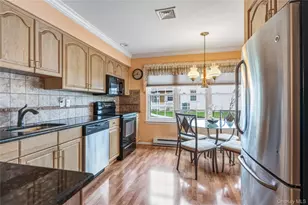 109 Revere Dr, Sayville, NY 11782 - Photo 11