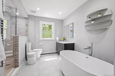 337 Heathcote Road, Scarsdale, NY 10583 - Photo 17