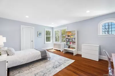 337 Heathcote Road, Scarsdale, NY 10583 - Photo 19