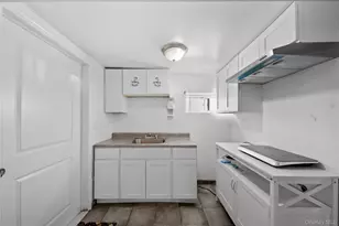 2710 Lurting Ave, Bronx, NY 10469 - Photo 13