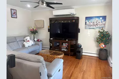 650 Warren Avenue, Thornwood, NY 10594 - Photo 11