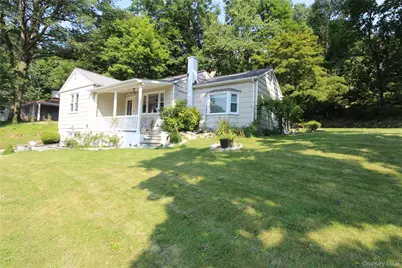 650 Warren Avenue, Thornwood, NY 10594 - Photo 23