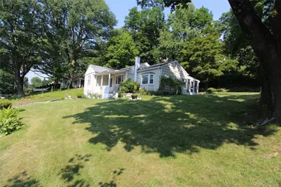 650 Warren Avenue, Thornwood, NY 10594 - Photo 21