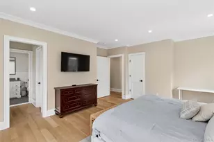 47 Old Riverhead Rd, Hampton Bays, NY 11946 - Photo 19