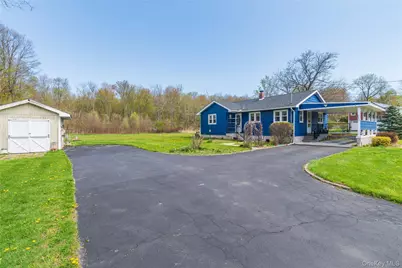 129 Mill Street, Wallkill, NY 12589 - Photo 7