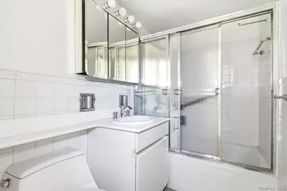 70-20 108 Street #6K, Forest Hills, NY 11375 - Photo 33