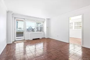 70-20 108th St, Forest Hills, NY 11375 - Photo 11