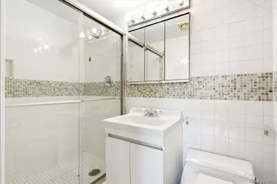 70-20 108 Street #6K, Forest Hills, NY 11375 - Photo 17