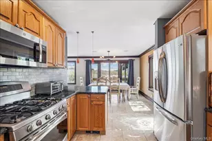 155 W Lakeshore Dr, Carmel, NY 10512 - Photo 9