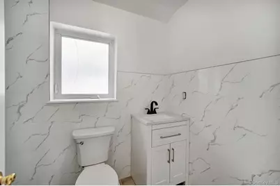 2413 Wilson Avenue, Bronx, NY 10469 - Photo 7