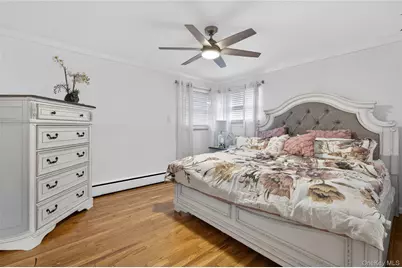 463 Louis Avenue, Floral Park, NY 11001 - Photo 11