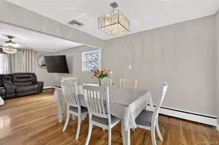 463 Louis Ave, Floral Park, NY 11001 - Photo 9