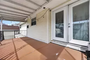 463 Louis Ave, Floral Park, NY 11001 - Photo 25