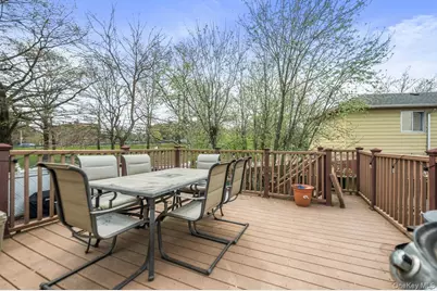 635 Revere Avenue, Bronx, NY 10465 - Photo 13