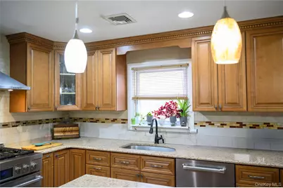 8 Chauncey Lane, Coram, NY 11727 - Photo 13