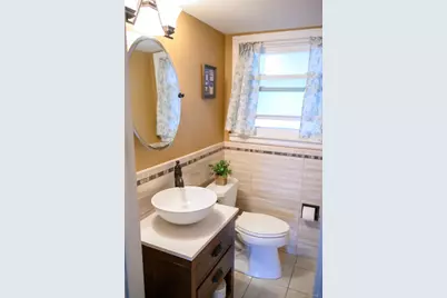 8 Chauncey Lane, Coram, NY 11727 - Photo 19
