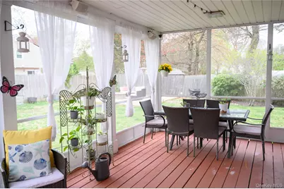 8 Chauncey Lane, Coram, NY 11727 - Photo 37