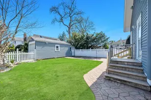 24 W Dover St, Valley Stream, NY 11580 - Photo 13