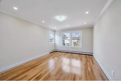 24 W Dover Street, Valley Stream, NY 11580 - Photo 35