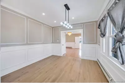 24 W Dover Street, Valley Stream, NY 11580 - Photo 23