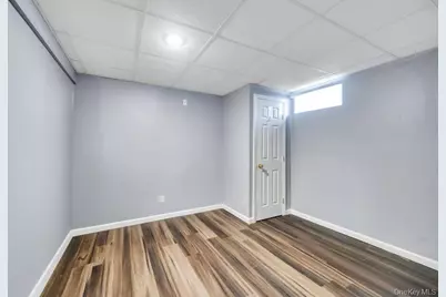 29 Harwood Way, Coram, NY 11727 - Photo 31