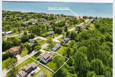 700 Gin Lane, Southold, NY 11971 - Photo 1