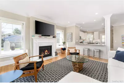 700 Gin Lane, Southold, NY 11971 - Photo 7