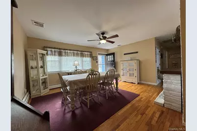 60 Syracuse Avenue, Medford, NY 11763 - Photo 17