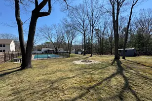 60 Syracuse Ave, Medford, NY 11763 - Photo 7