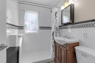 82-37 251st St, Bellerose, NY 11426 - Photo 21