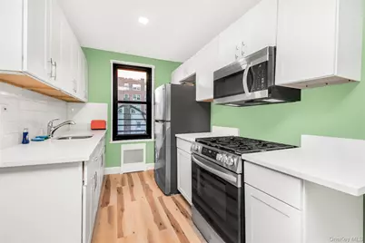 75 W 238th Street #3H, Bronx, NY 10463 - Photo 1