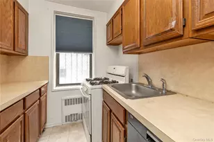 83-85 116th St, Richmond Hill, NY 11418 - Photo 13