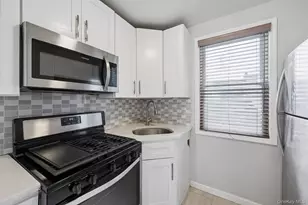 140-15 183rd St, Springfield Gardens, NY 11413 - Photo 15