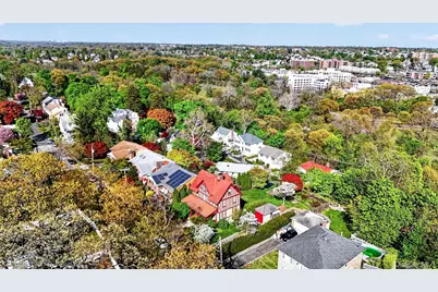 34 Winnebago Road, Yonkers, NY 10710 - Photo 41