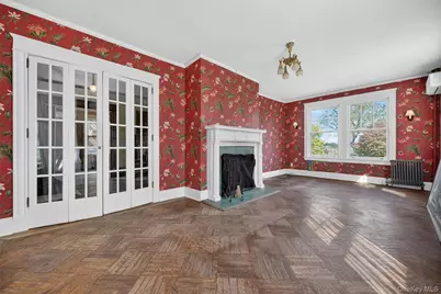 34 Winnebago Road, Yonkers, NY 10710 - Photo 11