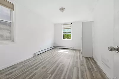40-24 Aske Street, Elmhurst, NY 11373 - Photo 13