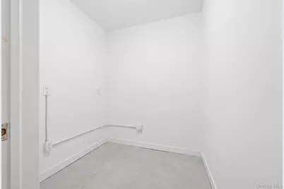 40-24 Aske Street, Elmhurst, NY 11373 - Photo 5