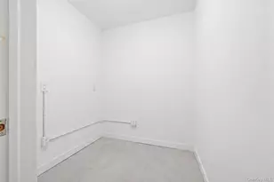 40-24 Aske St, Elmhurst, NY 11373 - Photo 5
