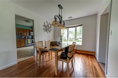 14 Grover Lane, East Northport, NY 11731 - Photo 5