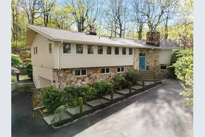 7 Southeast Road, Sands Point, NY 11050 - Photo 3