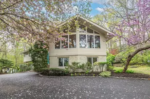 7 SE Rd, Sands Point, NY 11050 - Photo 37