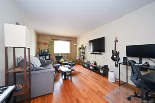 16-37 157th St, Whitestone, NY 11357 - Photo 17